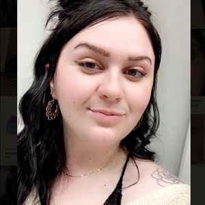 Meet your Posher, Aleah